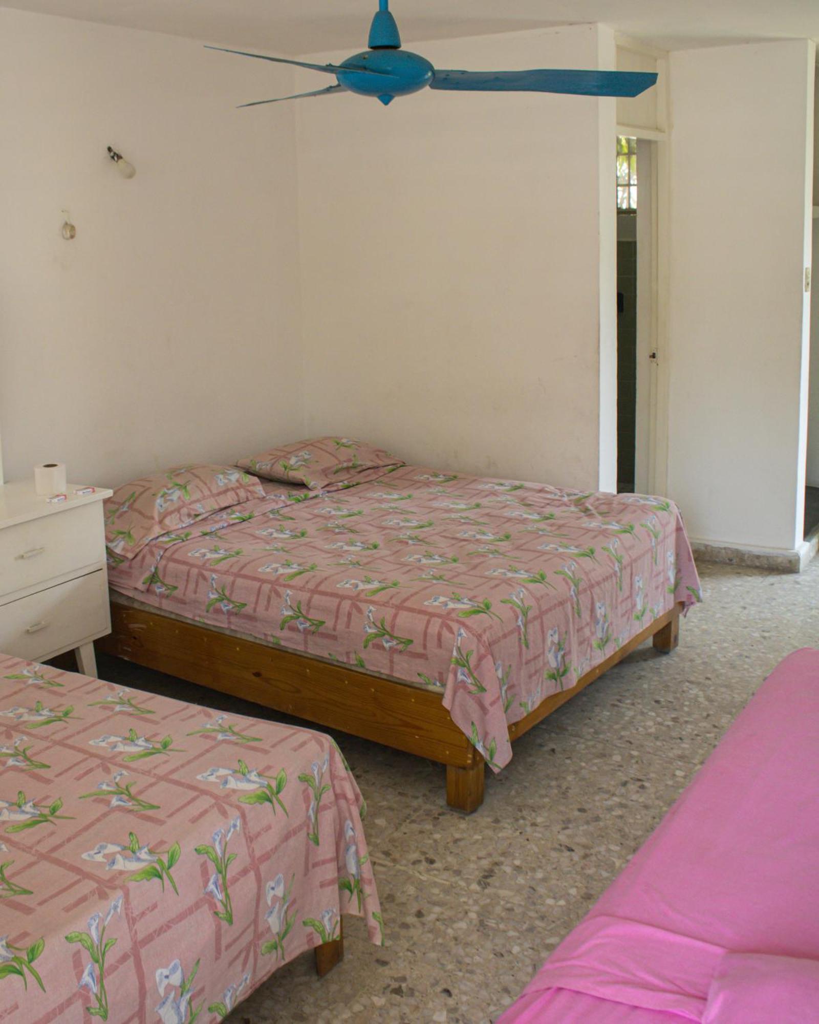 Casa De Huespedes Walton Hotel Акапулко Екстериор снимка