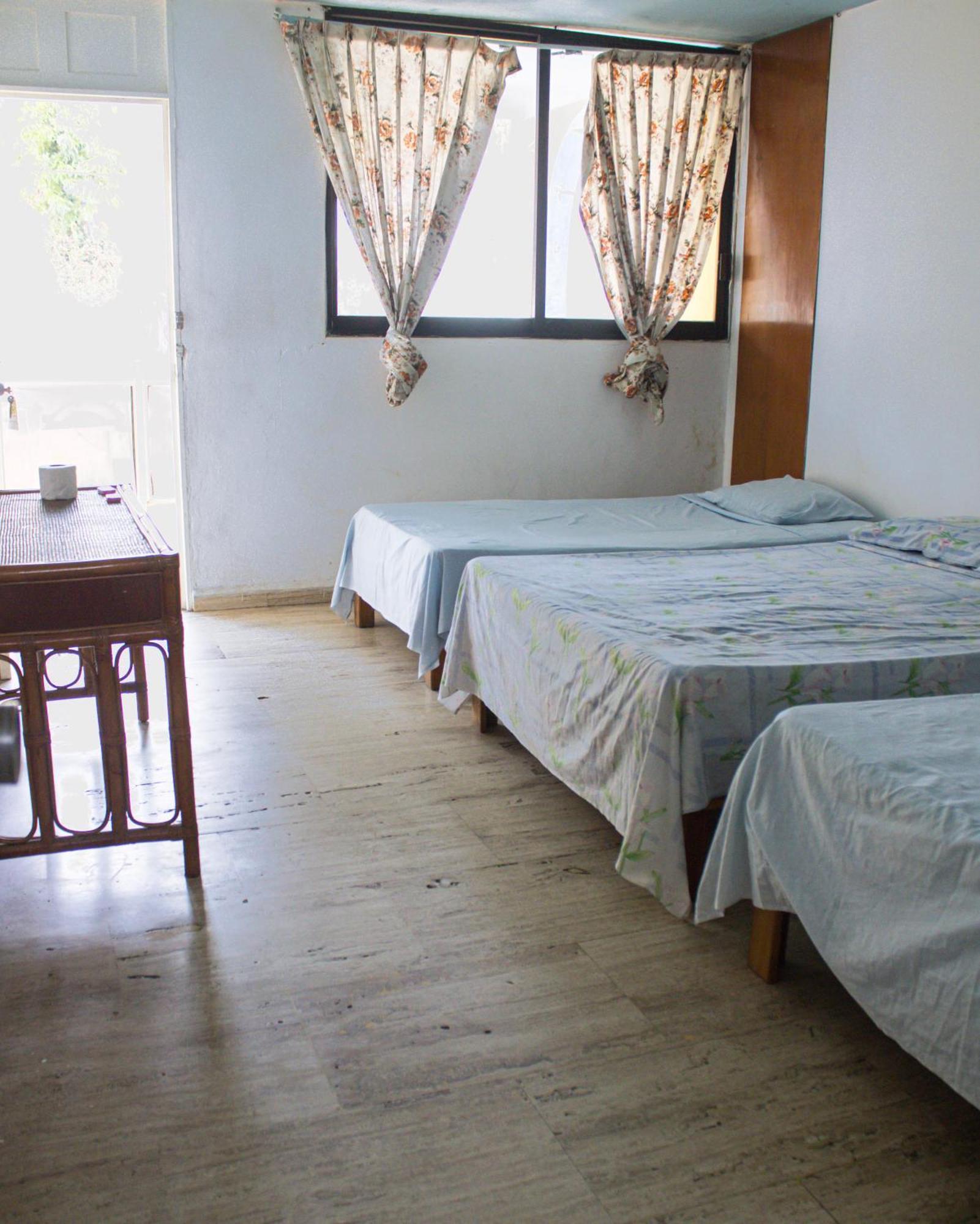 Casa De Huespedes Walton Hotel Акапулко Екстериор снимка
